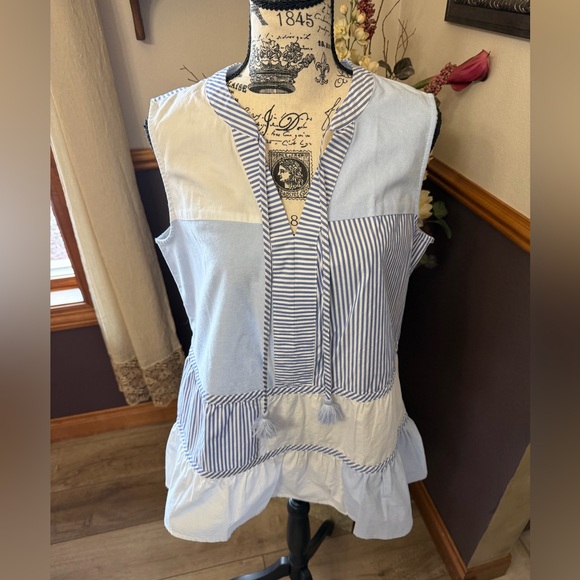 Vineyard Vines Size 8 Sleeveless Skiff Striped Mix Tiered Top - Picture 3 of 8